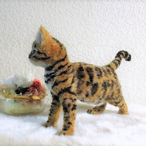羊毛フェルト かわいい 猫 ベンガル 置物 ハンドメイド 羊毛