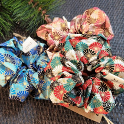 和風大腸髮圈|菊/日式布花/純棉印花布/長髮的好夥伴 第1張的照片