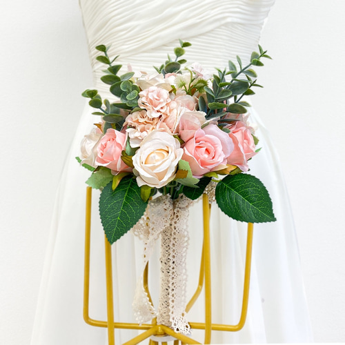 全長30cm ピンクローズ ウェディングブーケ 結婚式 ブライズメイド 前