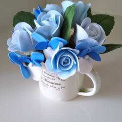 小ばらに舞うビオラの花たち（ブルー） 1枚目の画像