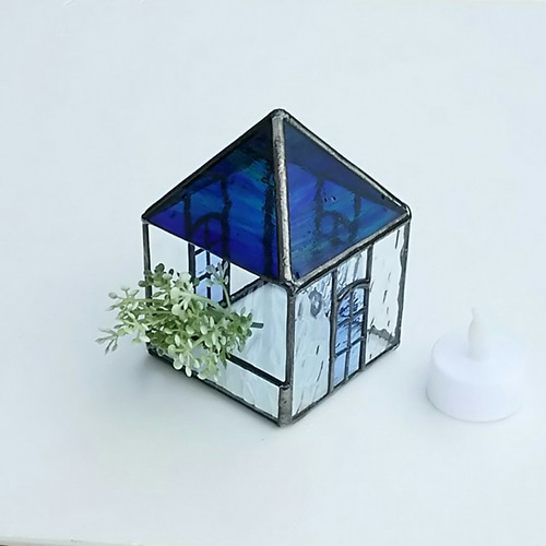 ｽﾃﾝﾄﾞｸﾞﾗｽ*+ハウス型**+小さいランプ*エアプランツ入れ スタンドライト