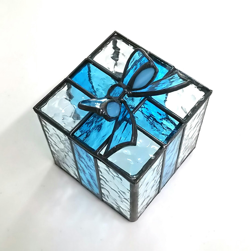 りぼんのギフトbox型*+ランブ*小物box*+ステンドグラス*+aquaブルー