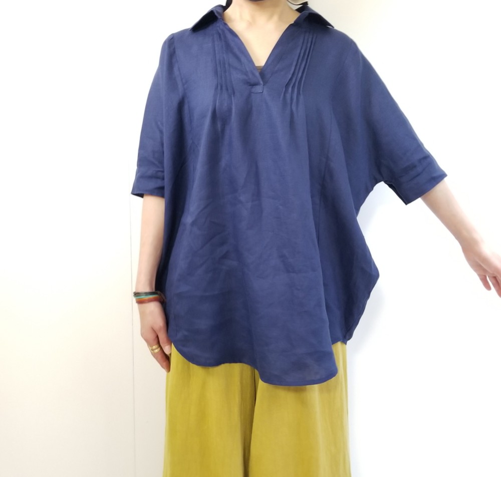 【在庫のみ販売】ピンタックのリネンシャツゆったりドルマンショルダー ネイビー