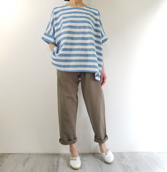 【現貨最後一件】藍色厚條紋棉麻寬鬆T卹 第6張的照片