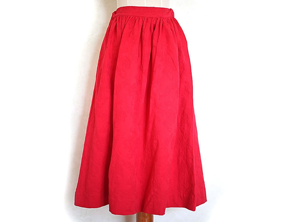 提花編織喇叭裙最大 M-7 L 尺寸提花編織紅色 第6張的照片