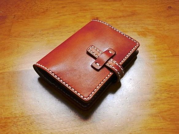 【手縫】キャメル色本革12ポケットカードケース 1枚目の画像