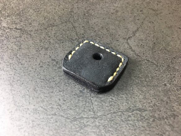 [手工縫製] Cape Hunt 日本製造 真皮鑰匙套（黑色） 第6張的照片