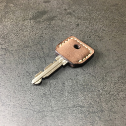 [手工縫製] Cape Hunt 日本製造 真皮鑰匙套（巧克力色） 第1張的照片