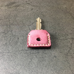 【手工縫製】Cape Hunt 日本製造 真皮鍵套（紅色瀏海日色） 第4張的照片