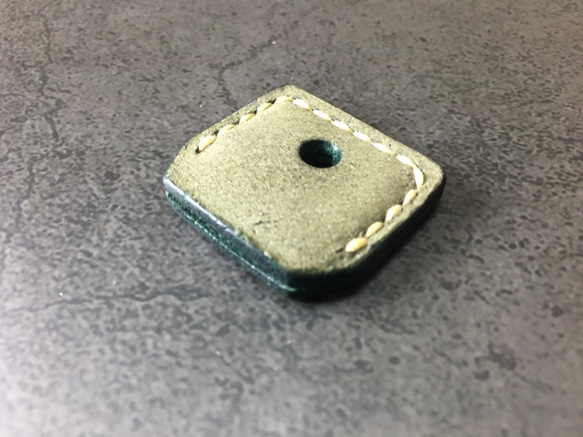 【手工縫製】Cape Hunt 日本製造 真皮鑰匙套（綠綠色） 第9張的照片