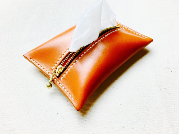 【手縫】キャメル色本革ポケットティッシュケース 1枚目の画像