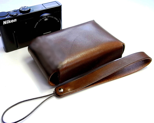 【美品】ニコン COOLPIX P300 純正付属品、ケースあり 美品】ニコン COOLPIX P300 純正付属品、ケースあり