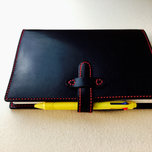 ほぼ日手帳 カバー　カズンA5 革(ブラック) tragen（ブラック） ［カズンサイズ（A5）］ - 手帳ラインナップ