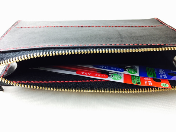 【手工縫製】黑色真皮紅線小物袋/手機袋/筆袋/存摺夾/小物件收納袋 第6張的照片