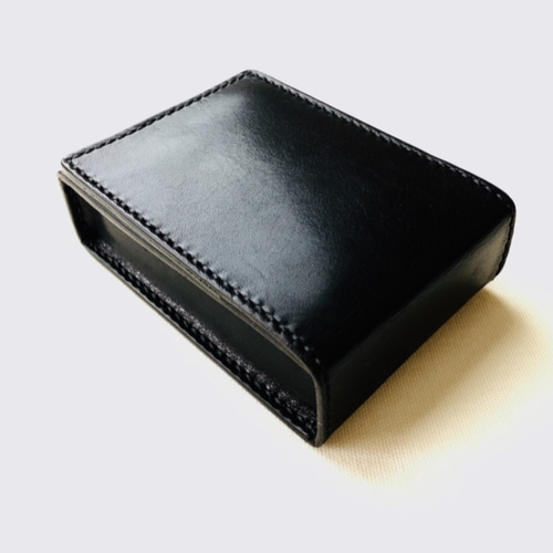 ウエットティッシュケース【⭐︎✳︎黒うさ✳︎⭐︎】 手縫】黒色本革ウエットティッシュケース（又は2個ポケット