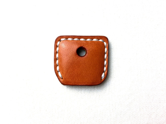【手縫】キャメル色本革キーカバー（厚い革で鍵を回すとき気持ちいいです⁈） 6枚目の画像