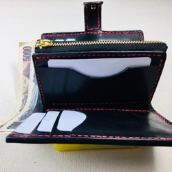 【手縫】黑色真皮雙折錢包（紅線）（8張卡+1張鈔票+拉鍊零錢包） 第6張的照片