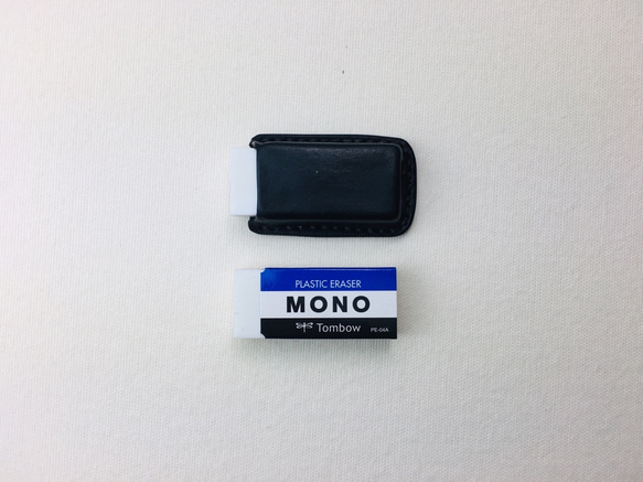 【手縫】Tombow MONO（PE-04A）消ゴム用黒色本革ケース（黒麻糸） 4枚目の画像