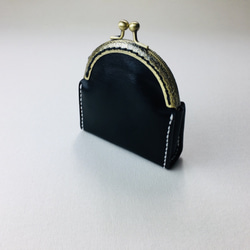 【手縫】黒色のがま口のお財布（小物入れやイヤホンケース、ピルケースなど） 3枚目の画像