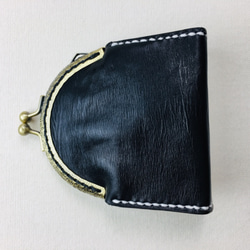 【手縫】黒色のがま口のお財布（小物入れやイヤホンケース、ピルケースなど） 9枚目の画像