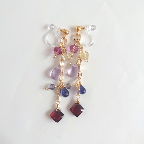 14kgf✨ガーネットとサファイアなど天然石のイヤリング／ピアス