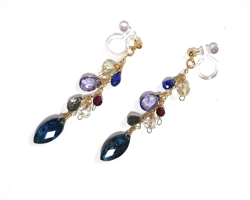 14kgf ムーンストーンとアクアカイヤナイトのピアス 14kgf ムーンストーンとアクアカイヤナイトのピアス