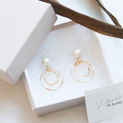 [再次上架] Cotton pearl &amp; w ring earrings/pierced earrings (抗過敏) 第7張的照片