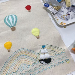 【入園入学準備に】SALE [送料無料]アイボリーの帆布生地レッスンバッグ！「気球に乗ってどこまでも」 7枚目の画像