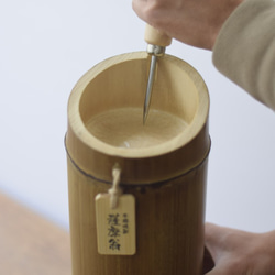【送料無料】不思議な竹焼酎「篤姫」２合３６０㎖２０°飲みきりボトル 3枚目の画像