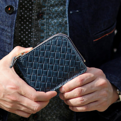 栃木レザー イントレチャー 型押し 薄型 小さい財布 L字ファスナー コンパクト ウォレット FARIA ネイビー 財布 2枚目の画像