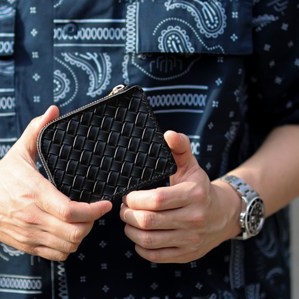 栃木レザー イントレチャー 型押し 薄型 小さい財布 L字ファスナー コンパクト ウォレット FARIA ブラック 財布 2枚目の画像