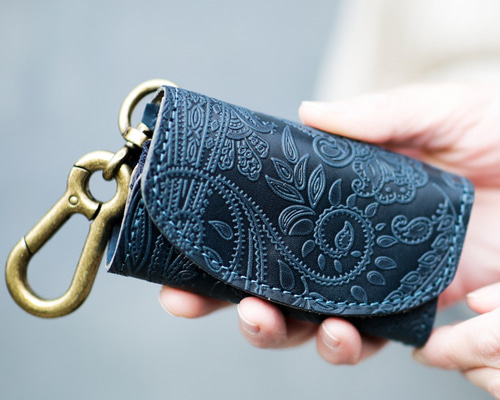 LOEWE ネイビー レザー コインケース&キーホルダー 本革 コインケース付きキーホルダー 極小 ミニ コインケース
