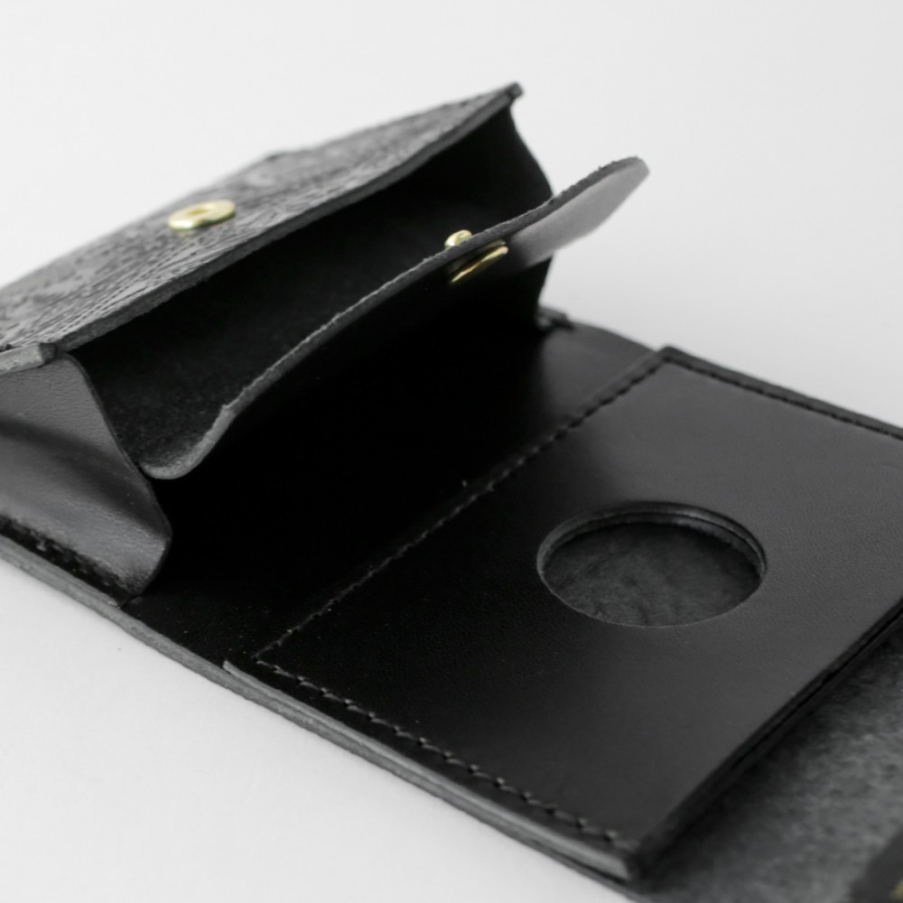 小さい財布 送料無料 栃木レザー ペイズリー型押し コンパクト ウォレット PABLO ブラック ミニ財布 黒 本革｜詳細画像