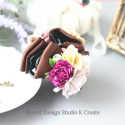 シルバーローズと紫の薔薇のバンスクリップ　髪飾り　ヘアクリップ　リボン　茶　結婚式　参列　フォーマル　バラ　お出掛け 5枚目の画像