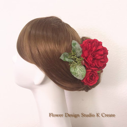 赤い薔薇のヘッドドレス（3本セット）アーティフィシャルフラワー 造花 2枚目の画像