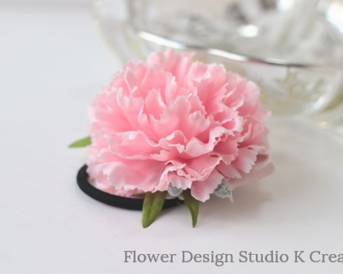 Mizuki様お取り置き：ピンクのカーネーションのヘアゴム ヘアゴム K