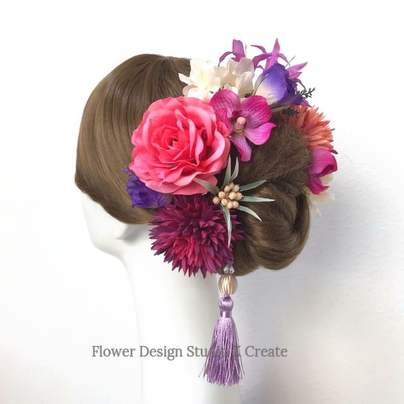和装婚・成人式に♡フーシャーピンクの薔薇とマムのヘッドドレス　ウェディング　ブライダル　成人式　結婚式　髪飾り 1枚目の画像