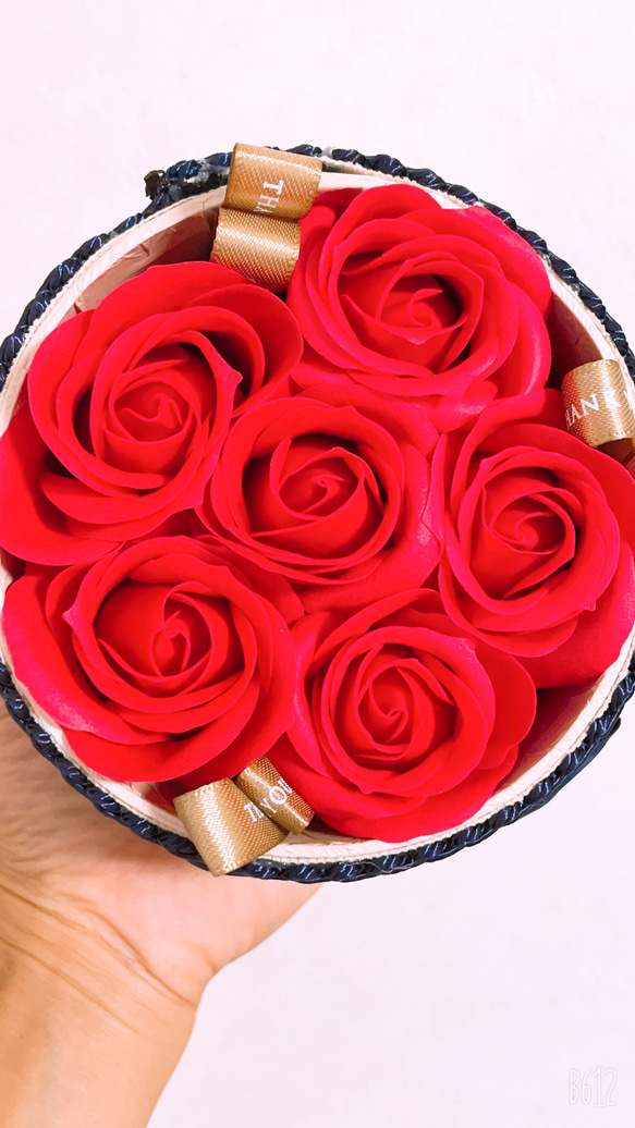 ソープフラワー　シャボンフラワー　イベントプレゼント　プレゼントボックス　赤のバラ　バラの置物 8枚目の画像