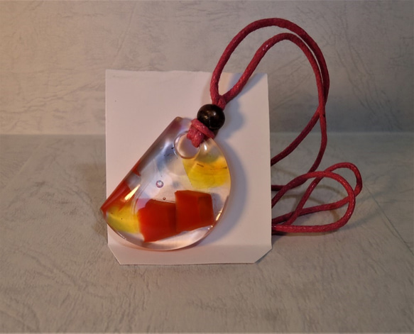 レジンアクセサリー　NO.320 レジン（ポリエステル樹脂）による研ぎ出しアクセサリー その他