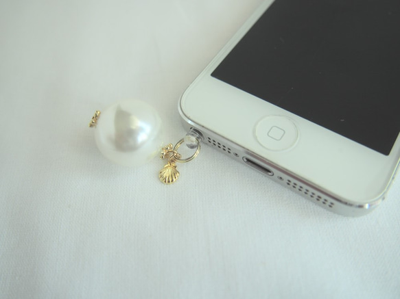 Smartphone Piece☆Shell & Perl＊イヤホンジャックアクセサリー スマホピアス シェル＆パール 2枚目の画像