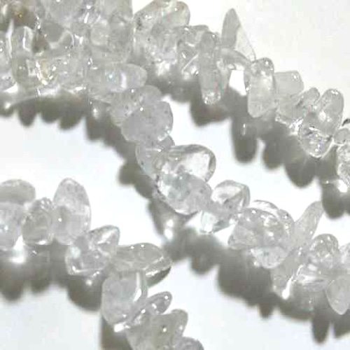 セール品】水晶 さざれ連◇約5-8mm◇約70㎝ ビーズ 穴あきさざれ 