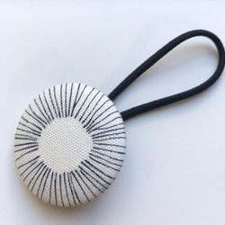 ⑅︎୨୧くるみボタン ヘアゴム*⑅︎୨୧ no.18 ヘアゴム miyu 通販