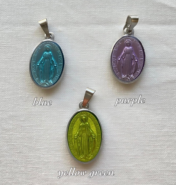 miraculous medal necklace 3枚目の画像