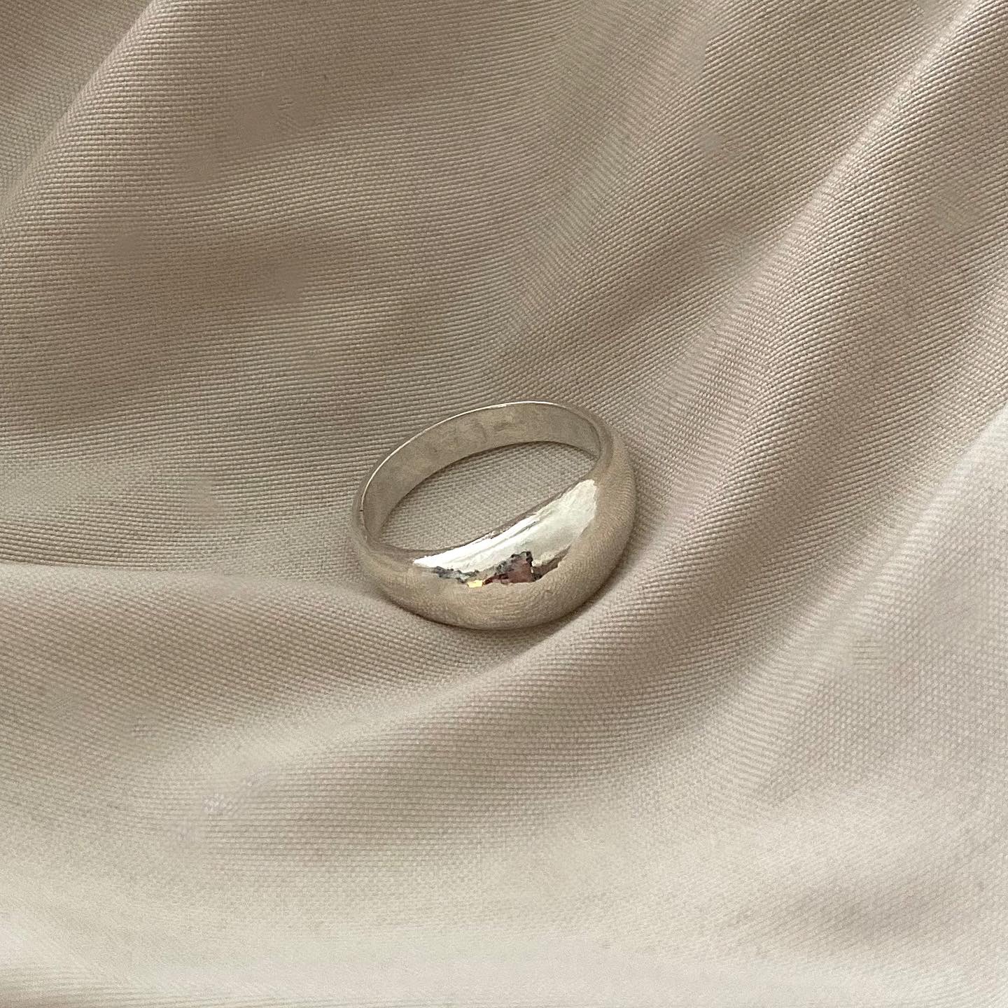 silver plump ring