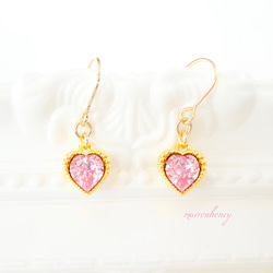 SWAROVSKI♡プチハートSWAROVSKIピアス♡ライトローズ 1枚目の画像