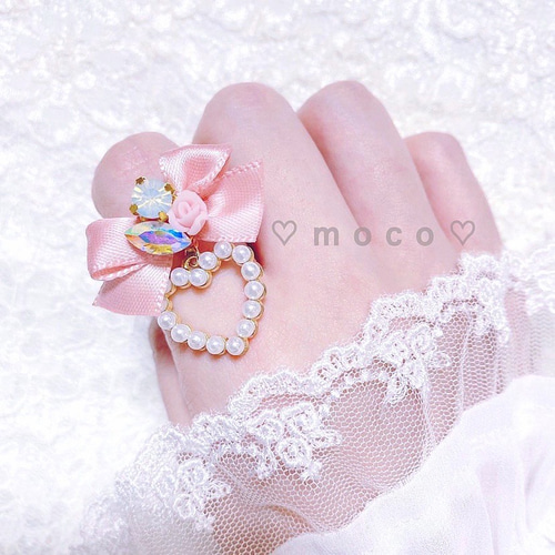 キラキラリボンと揺れるパールハートのリング 指輪 / 量産型 地雷 薔薇