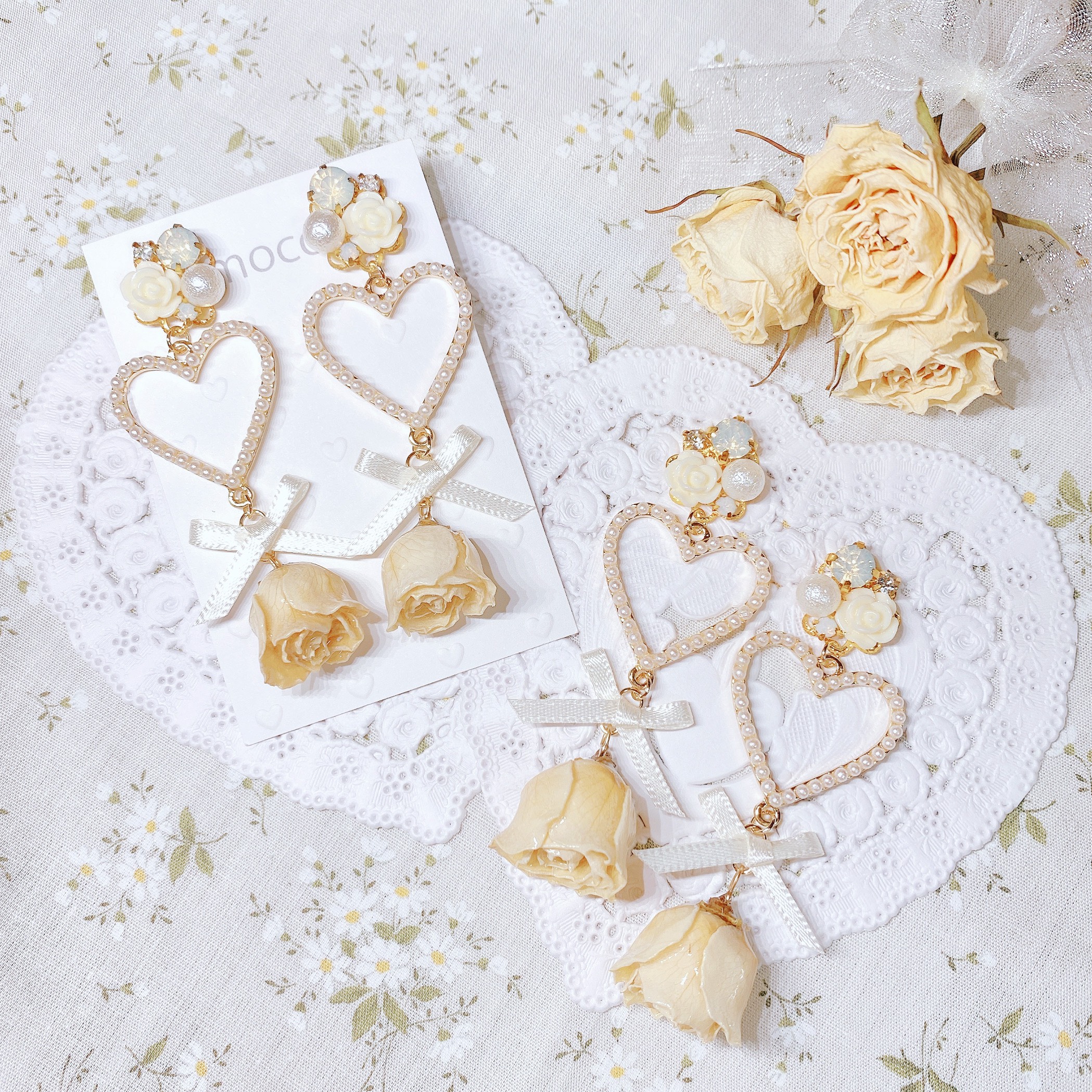 ☆❤️ りぼん　パール　薔薇　花　ピアス　イヤリング　ハンドメイド ☆❤️ りぼん　パール　薔薇　花　ピアス　イヤリング　ハンドメイド