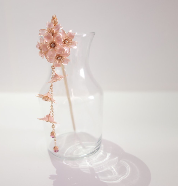 桜の簪 2枚目の画像