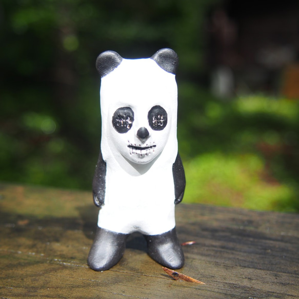 カラフルな粘土の立体オブジェ PANDAMAN(パンダマン) 立体・オブジェ 粘土屋きのとり 通販 10192812