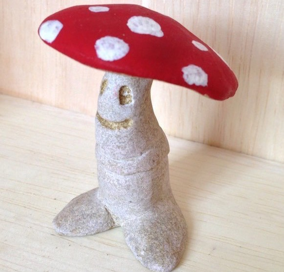 毒きのこくん その他置物 粘土屋きのとり 通販 209894｜Creema